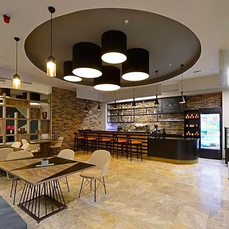 Ramada Plaza By Wyndham