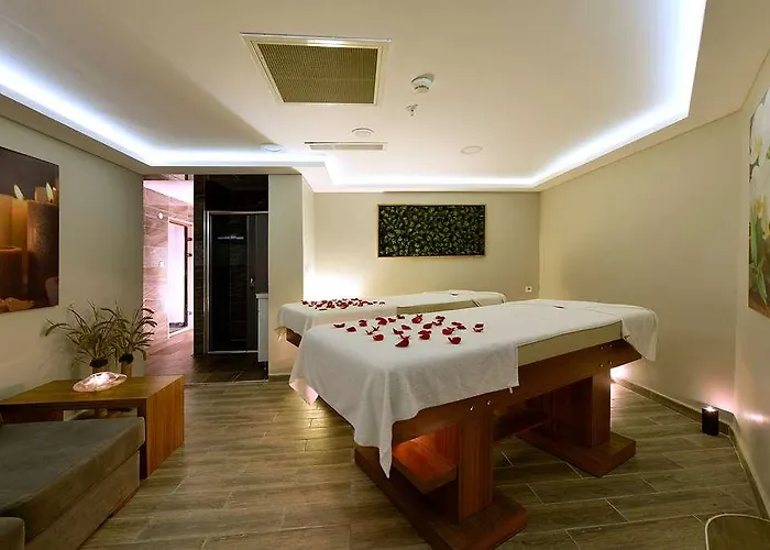 Ramada Plaza By Wyndham بورصة